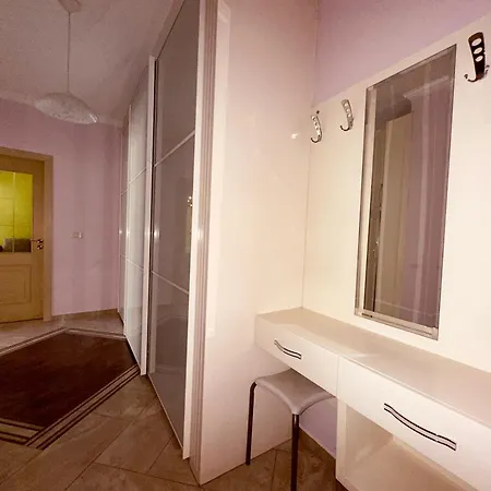 - Ggpremiumstays - Double Bedroom Center - Free Airport Shuttle - Free Private Parking