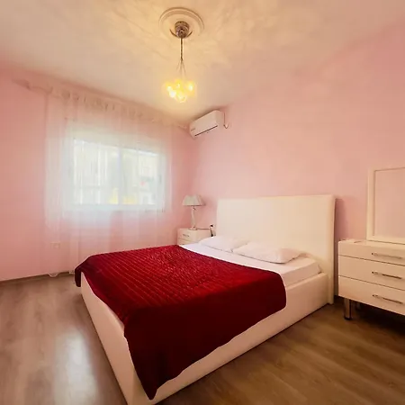 - Ggpremiumstays - In The Heart Of Center Cozy - Airport Shuttle - Private Parking * Tirana