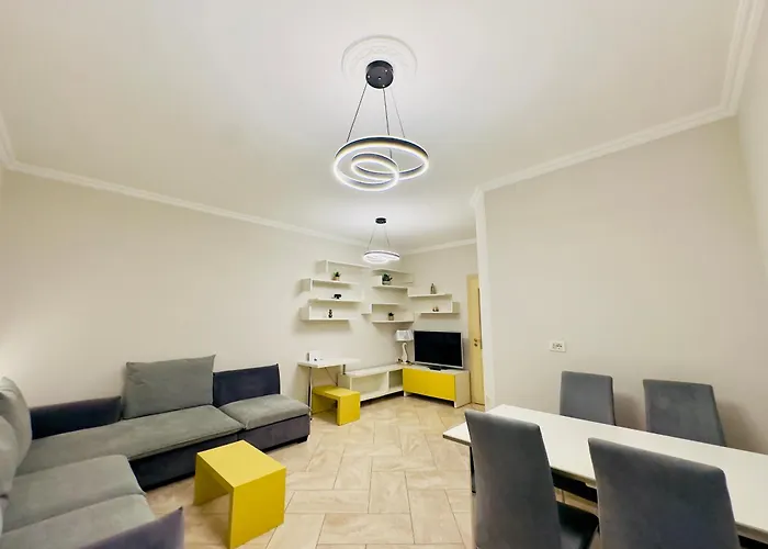 - Ggpremiumstays - In The Heart Of Center Cozy - Airport Shuttle - Private Parking * ティラナ