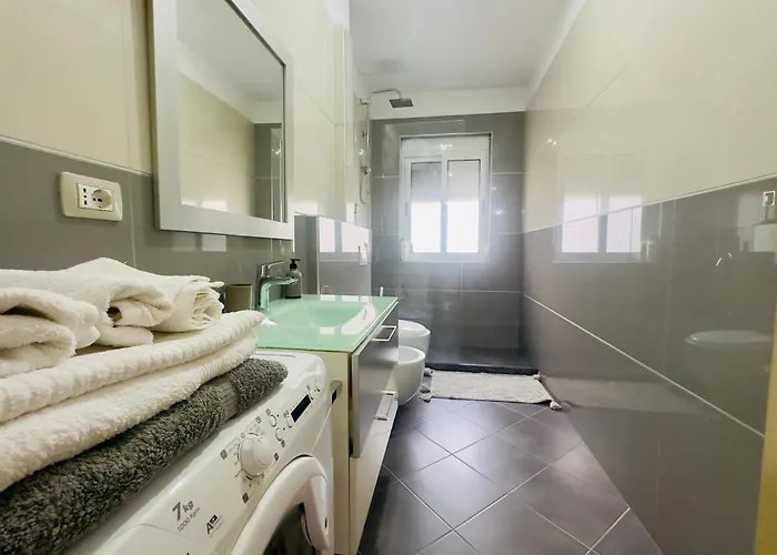 公寓 - Ggpremiumstays - In The Heart Of Center Cozy - Airport Shuttle - Private Parking *